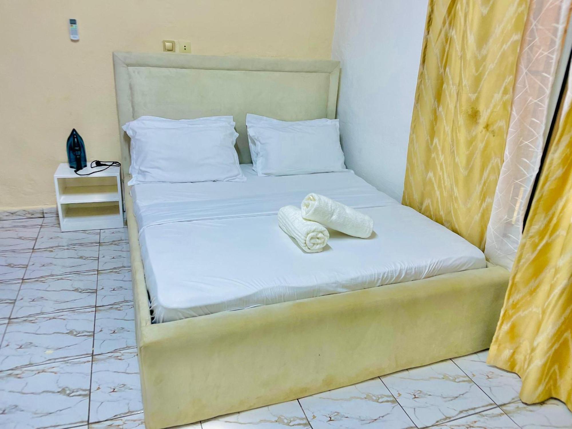 Appartement Avec Vue Panoramique Two Or Three Rooms ياوندي المظهر الخارجي الصورة