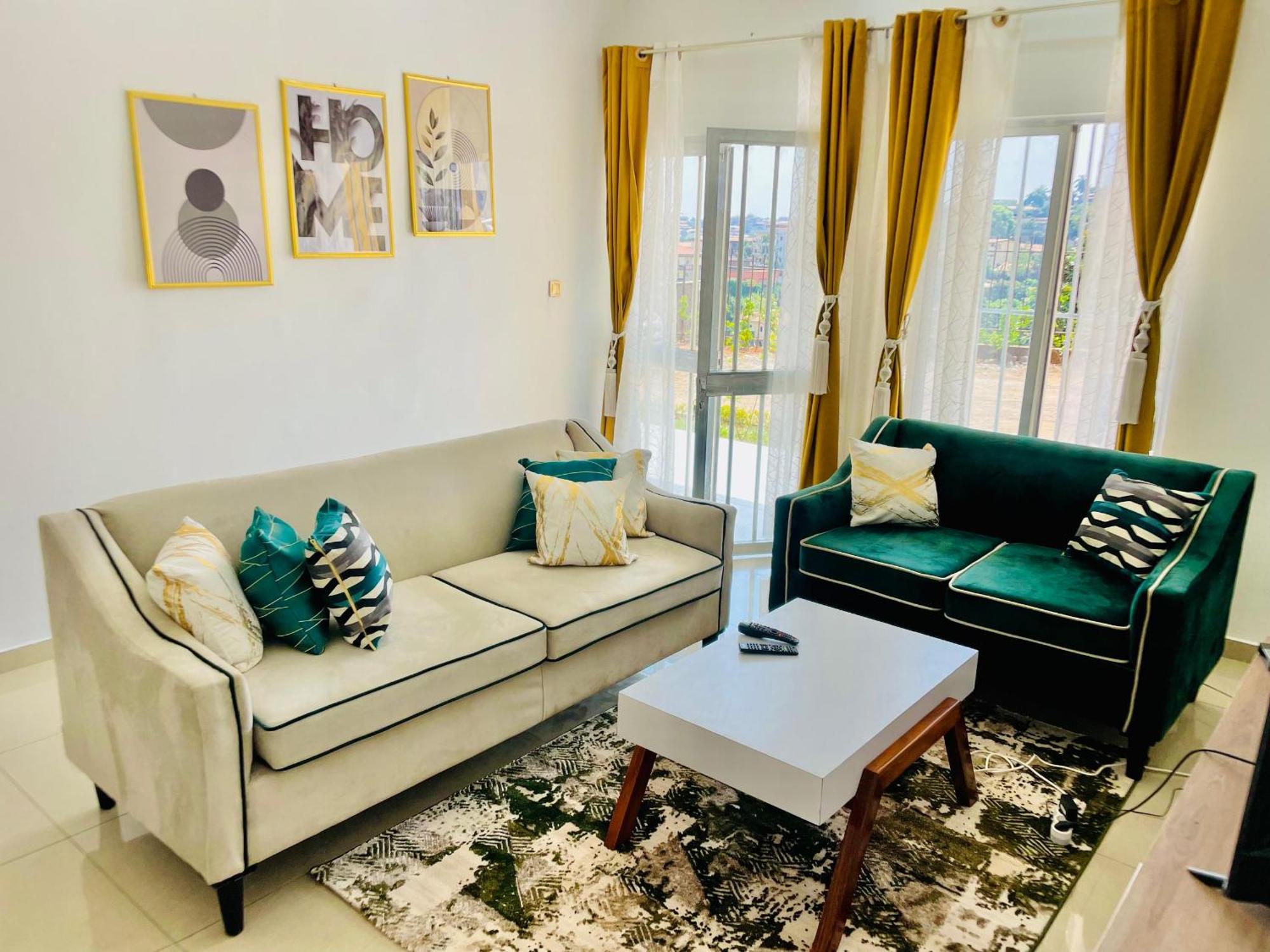 Appartement Avec Vue Panoramique Two Or Three Rooms ياوندي المظهر الخارجي الصورة